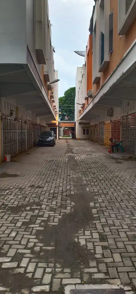 Dijual Rumah Komplek Adam Malik Riverside JL Sekata