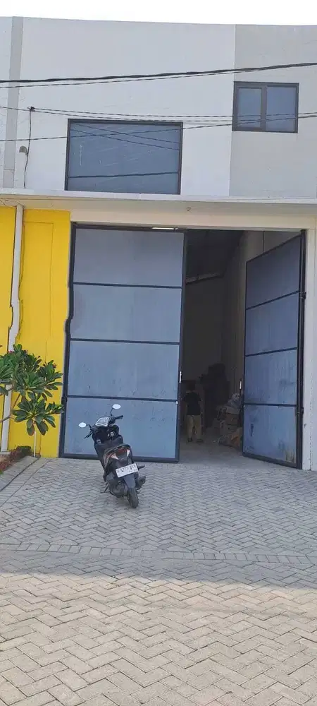 Dijual cepat gudang siap pakai kawasan industri Safe n Lock, Sidoarjo
