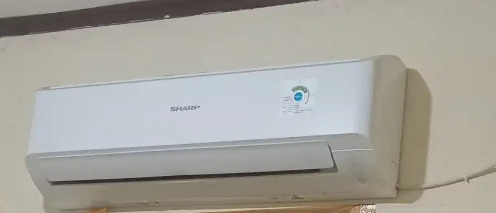 Dijual AC Sharp ½ PK