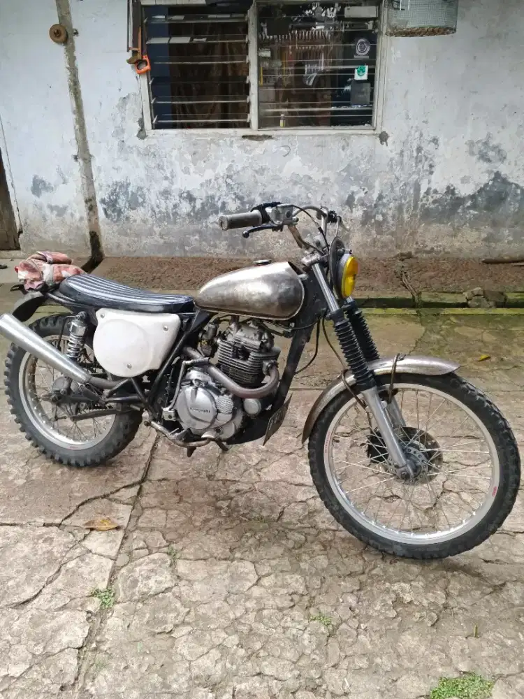 Bismillah, DIJUAL KZ200 a.k.a BINTER MERZY