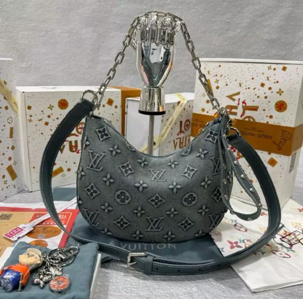 TAS LV SHOULDER BAG MONOGRAM DENIM 25cm