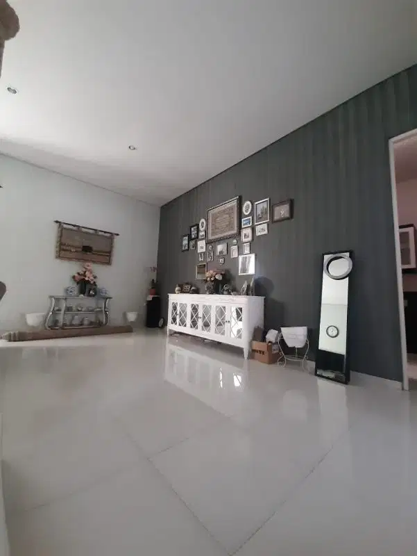 rumah cantik perumahan elite ijen nirwana depan Mall MOG