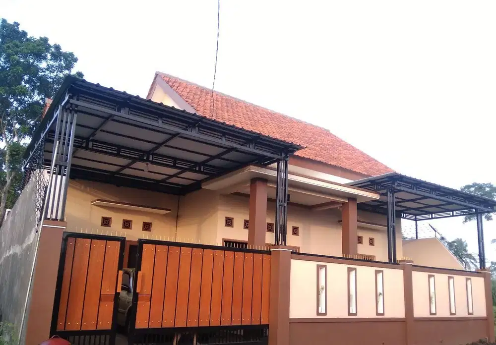 Rumah Mewah Bunutwetan Pakis Malang Spek 2lantai dijual BU