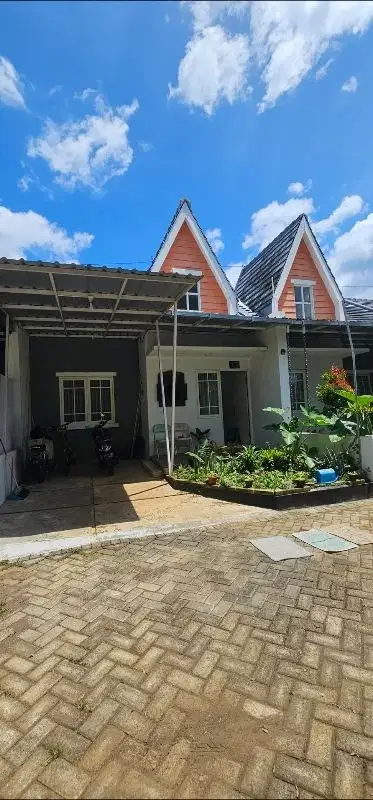 rumah cantik siap huni murah di karangploso dalam perumahan