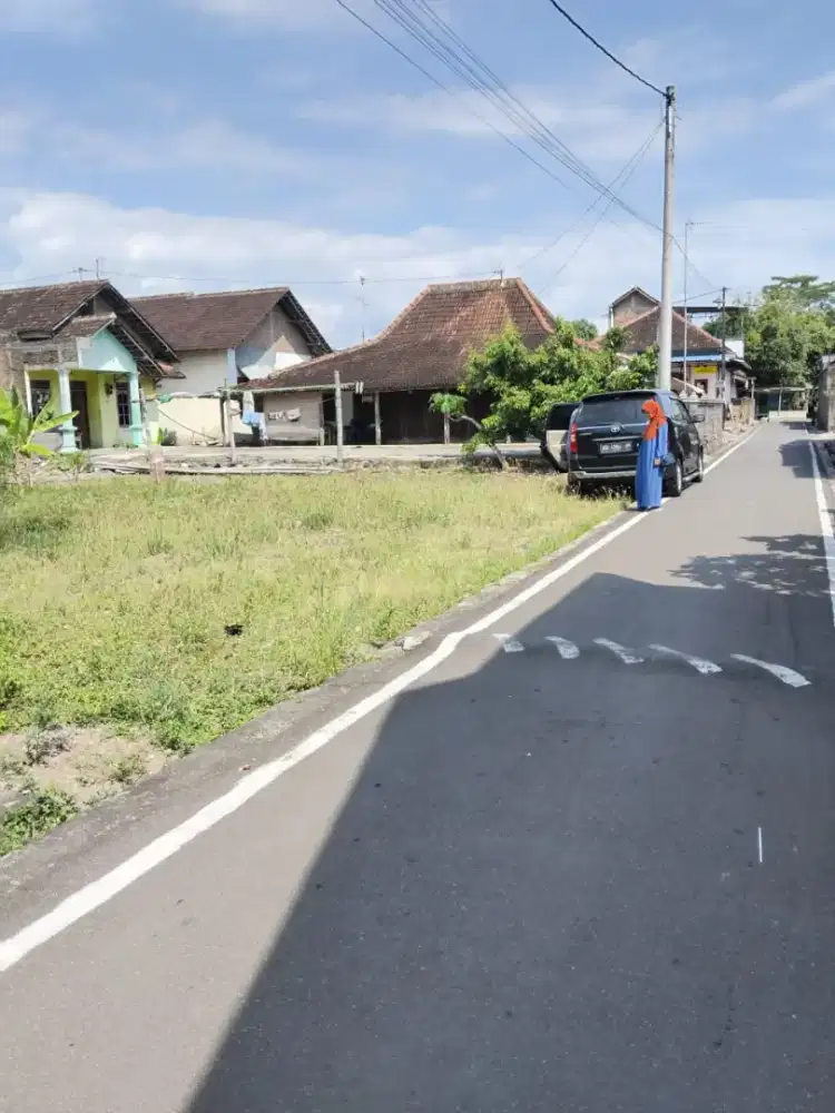 Tanah dijual di Nguter Sukoharjo 225m2 LD 8m