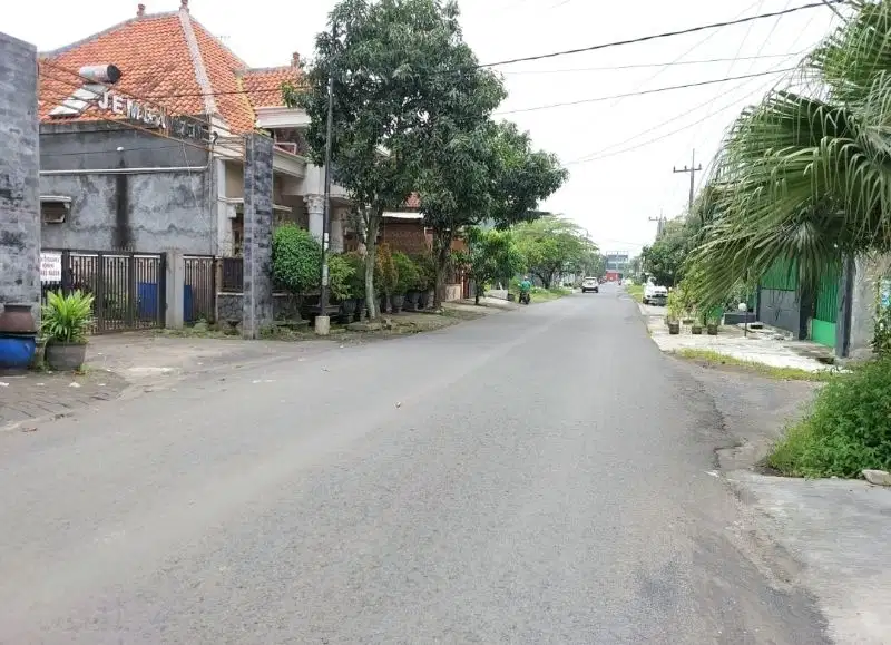 ruko sawojajar 2 lt bagus buat usaha disewakan atau investasi