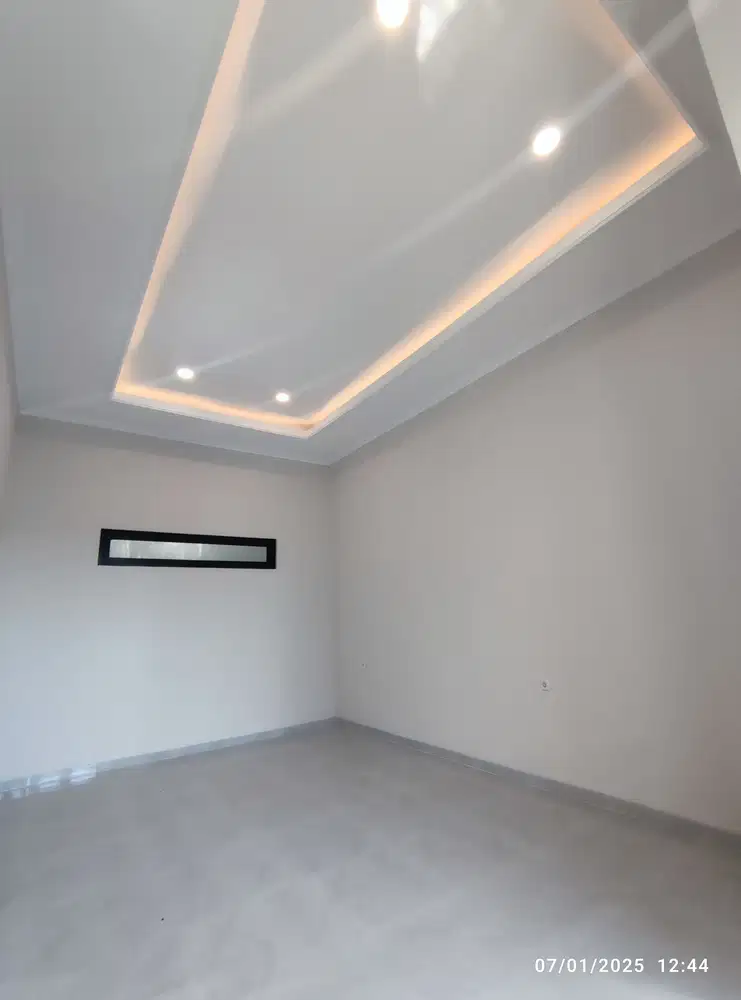 Rumah Dekat MERR , Nginden Area Surabaya Timur Harga 2 M an