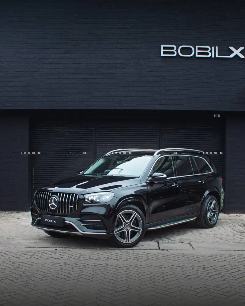 2022  Mercedes-Benz GLS 450 AMG Line Black on Black