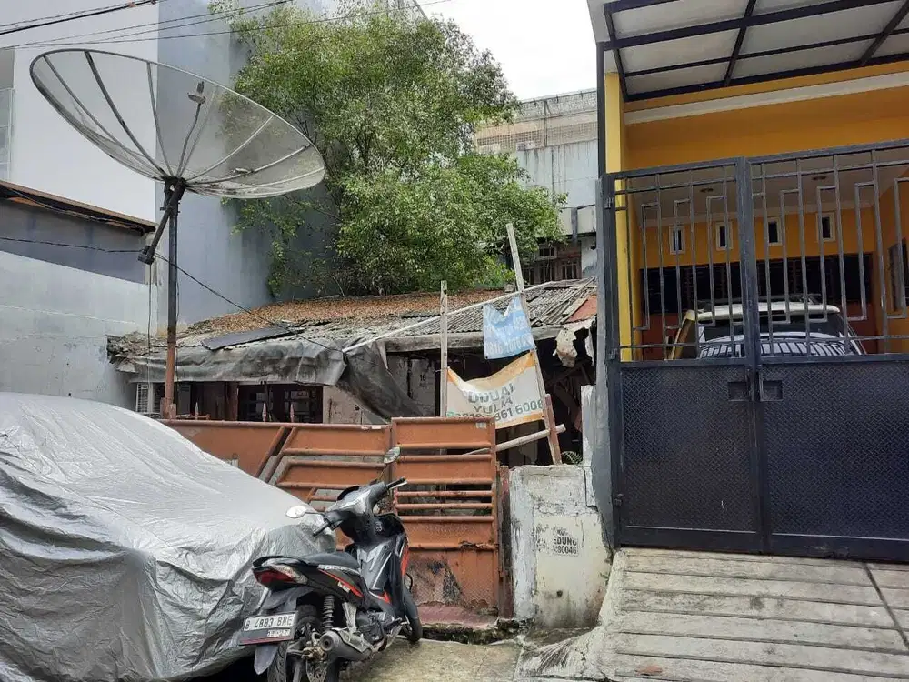 DIJUAL RUMAH TUA DI PLUIT MURNI, PENJARINGAN, JAKARTA UTARA, LT 140 m2
