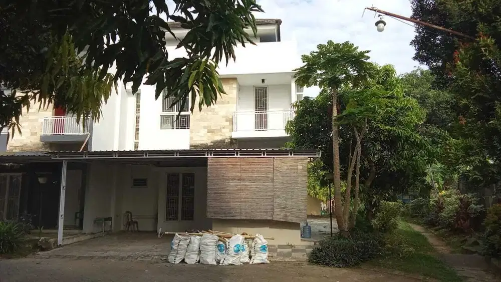 DIJUAL RUMAH SUDUT DALAM CLUSTER TANJUNG BUNGA