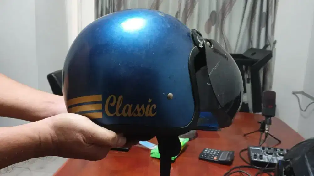Dijual helm bogo classic bekas
