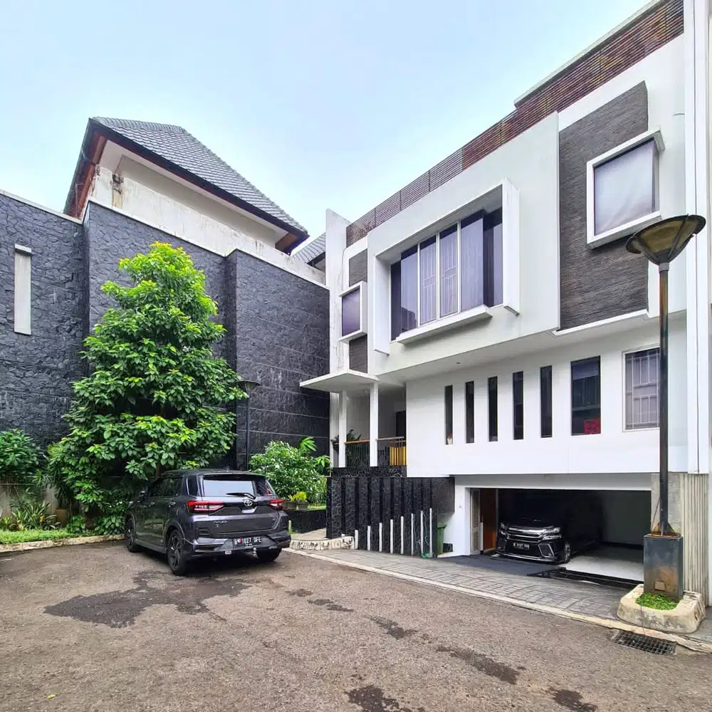 Brawijaya Townhouse Kebayoran Baru