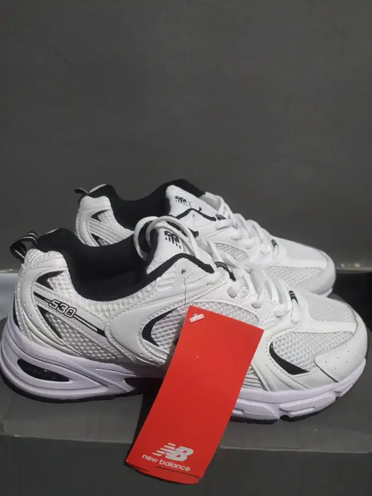 Newbalance 530 running white black unisex