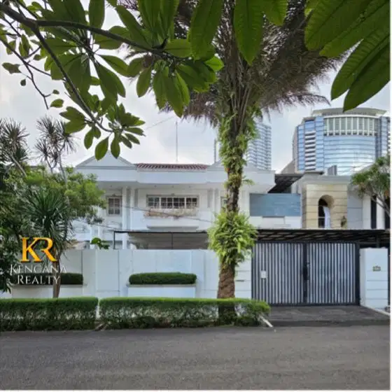 Rumah Mega Kuningan Lingkungan Elit Tenang Mewah