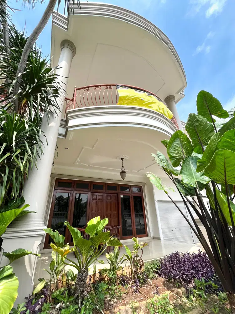 Rumah 2 lantai di Tebet, Jakarta Selatan