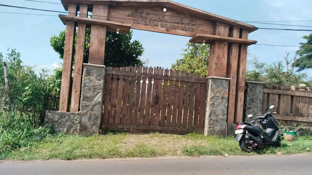 TANAH KEBUN JERUK DAN BANGUNAN VILLA KARANG WIDORO MALANG