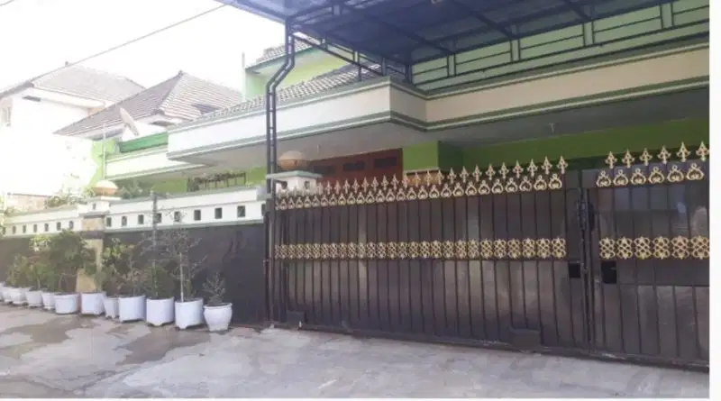 jual cepat rumah mewah lantai 2 kawasan elit di pusat kota malang