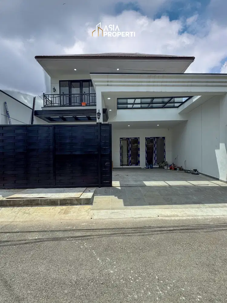 Rumah Baru Di Pondok Indah Swimming Pool