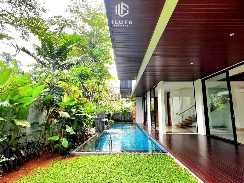 Dijual Rumah baru asri, sangat bagus lokasi strategis kemang