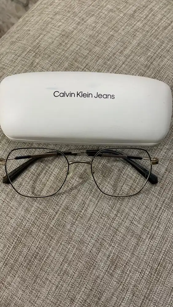 Jual Kacamata Wanita Calvin Klein Original