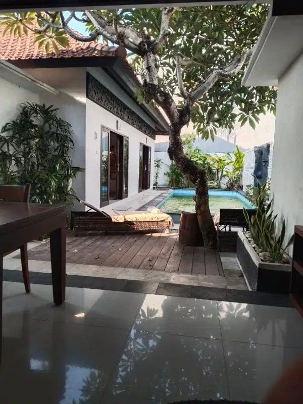 villa FOR RENT in Canggu Bali, land 200m2