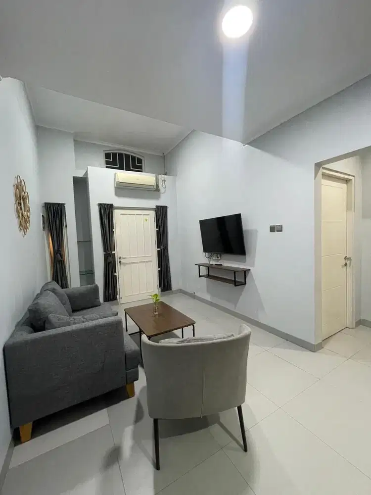 Disewakan rumah Di Lippo Cikarang Full Furnish Bagus