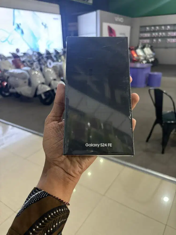 SAMSUNG S24FE 8/256 FREE ADAPTOR