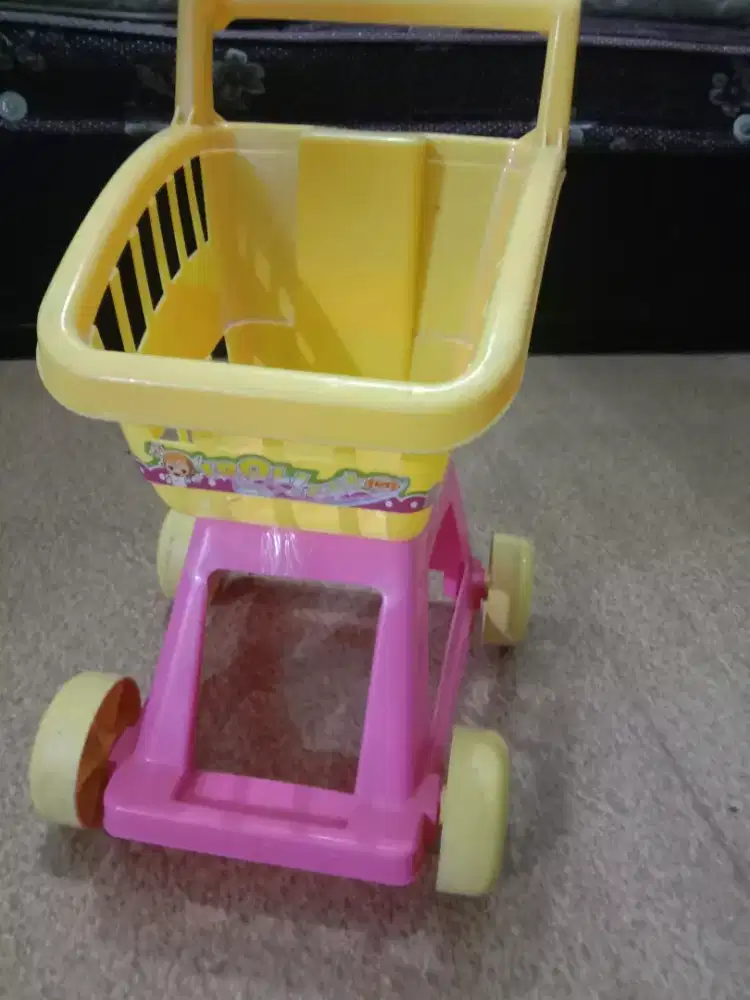 Trolly mainan anak pink kuning