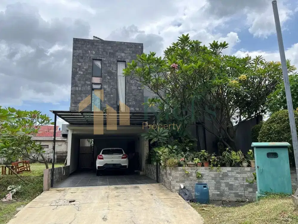 Di Jual Rumah di Taman Menteng Lippo Cikarang