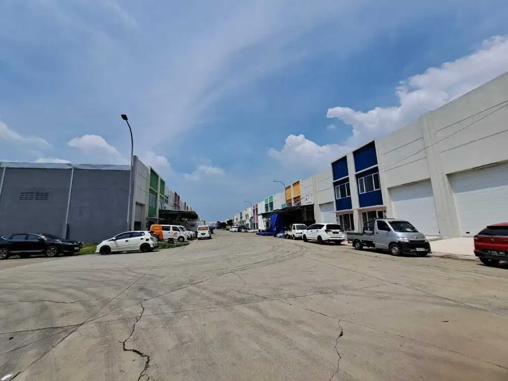 Gudang 3bisnis strategis murah ready stock siap usaha karawang