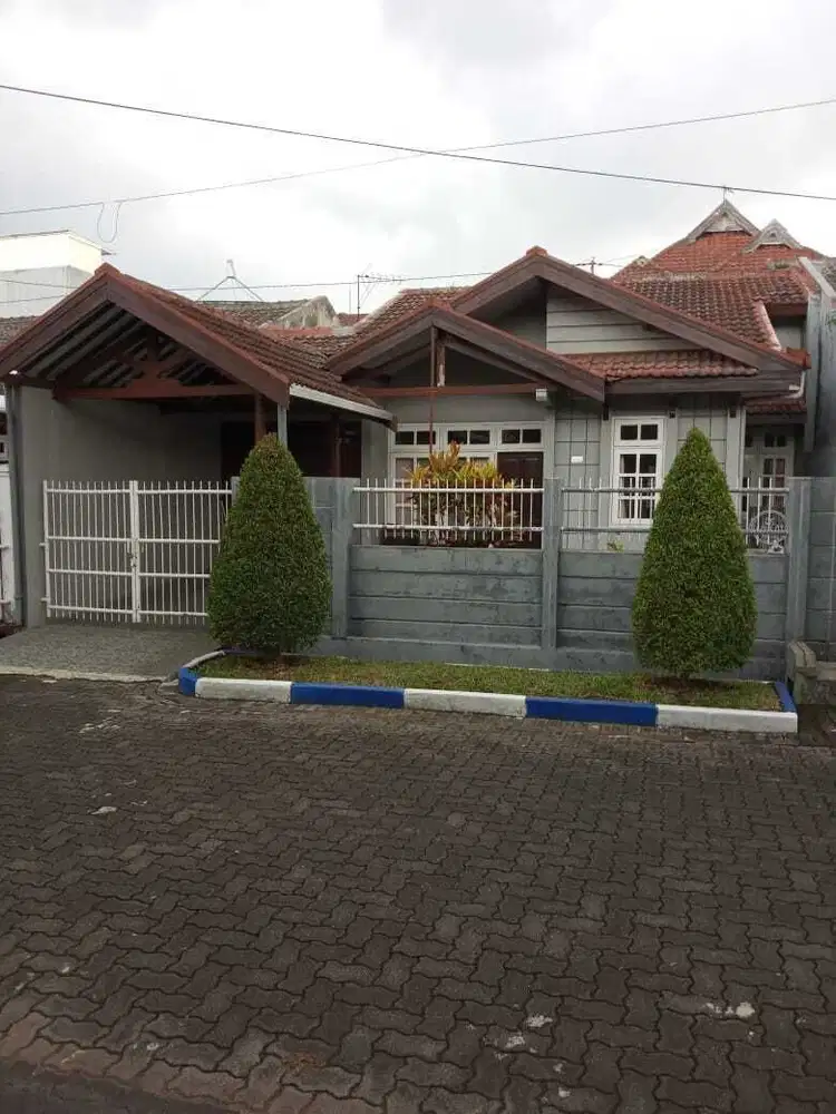 RUMAH PBI ARAYA DEKAT HOTEL GRAND CAKRA  BLIMBING MALANG