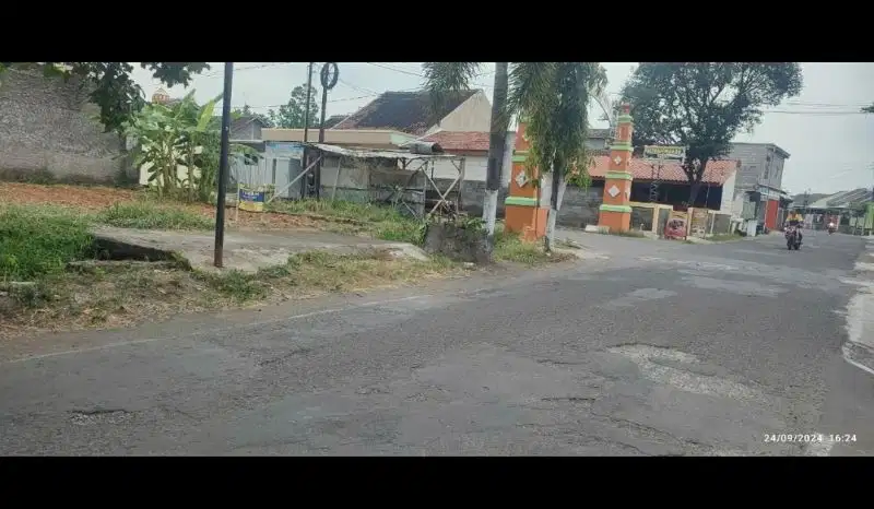Di jual tanah lebar 9 meter dekat perumahan  Jaten