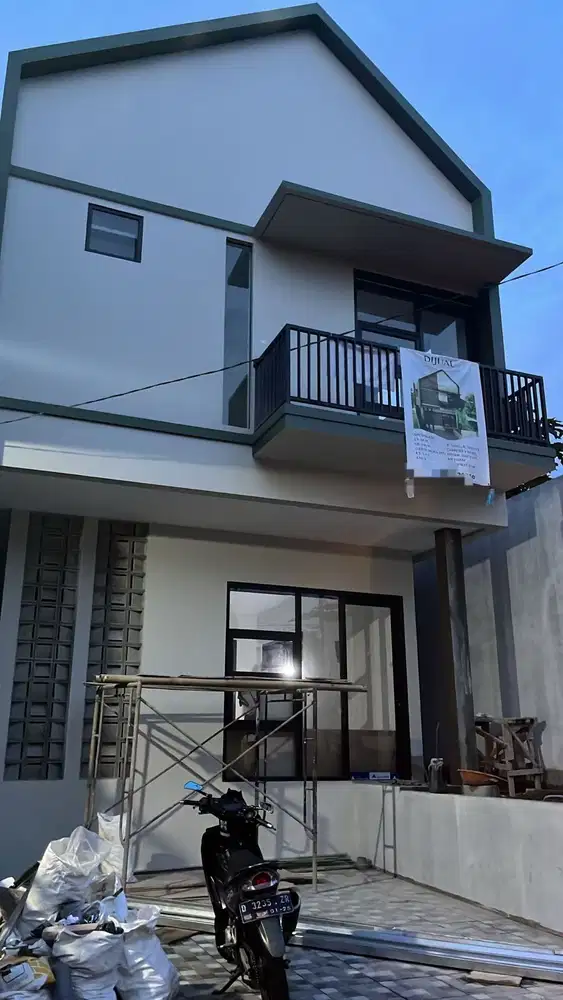 Rumah baru 2lantai Cigadung Dago kota bandung dkt itb