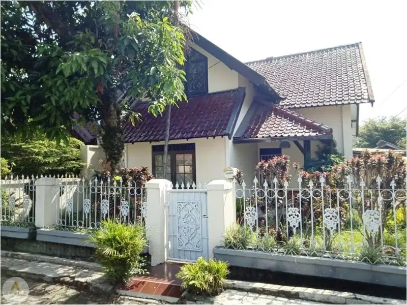 Dijual Rumah Bagus hook Sayap Turangga Bandung.