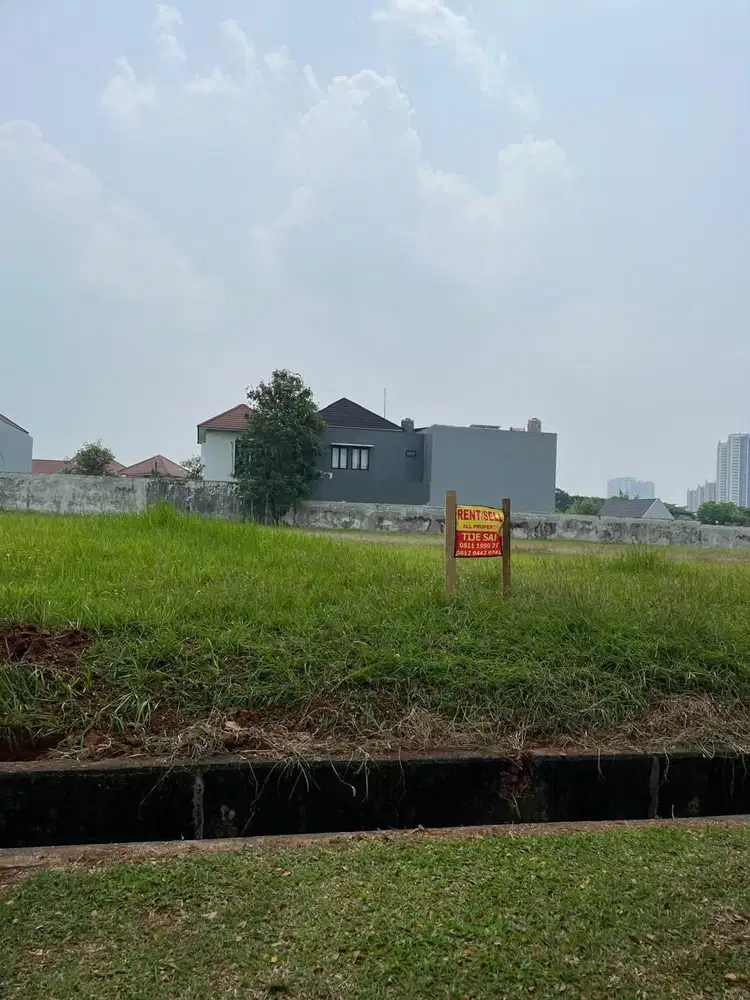 Dijual Cepat Commercial Area Lippo Cikarang, 2.000m² Hanya 12 jt/m²