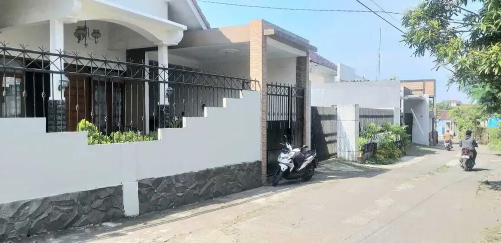 Rumah sangat dekat kampus UII jln kaliurang KM 13