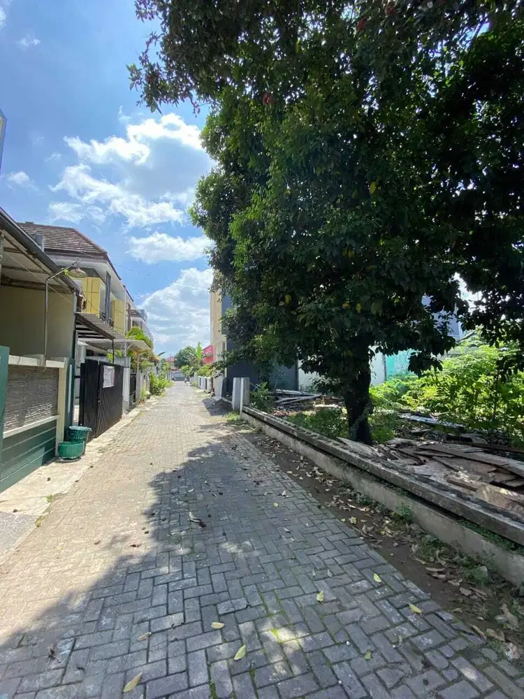 Tanah sangat strategis dan isrimewa sawitsari UGM