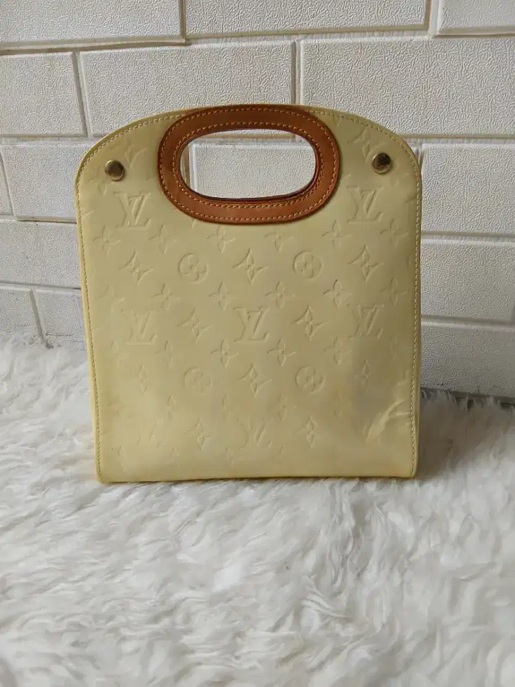 Dijual Tas Louis Vuitton Vernish Authentic
