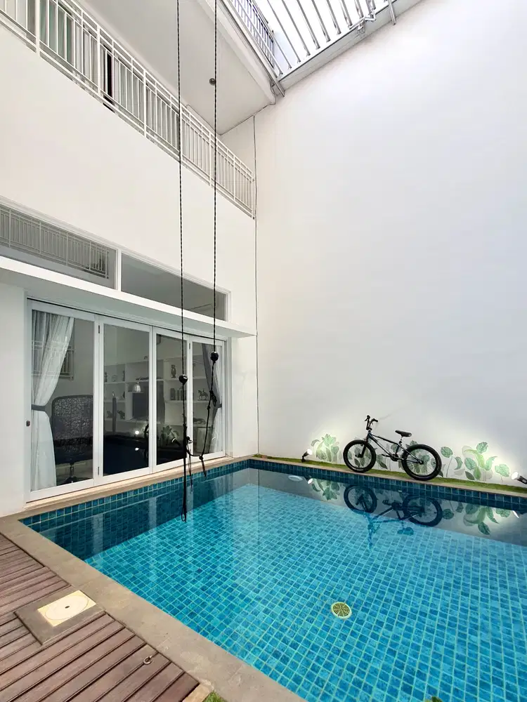 Rumah 3 Lantai di Cilandak, Jakarta Selatan