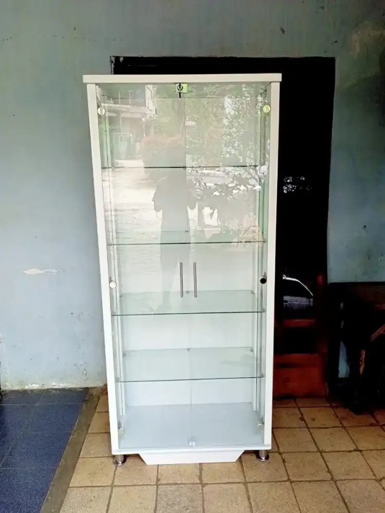 Lemari Hias pintu kaca 2 + lampu LED BAYAR COD