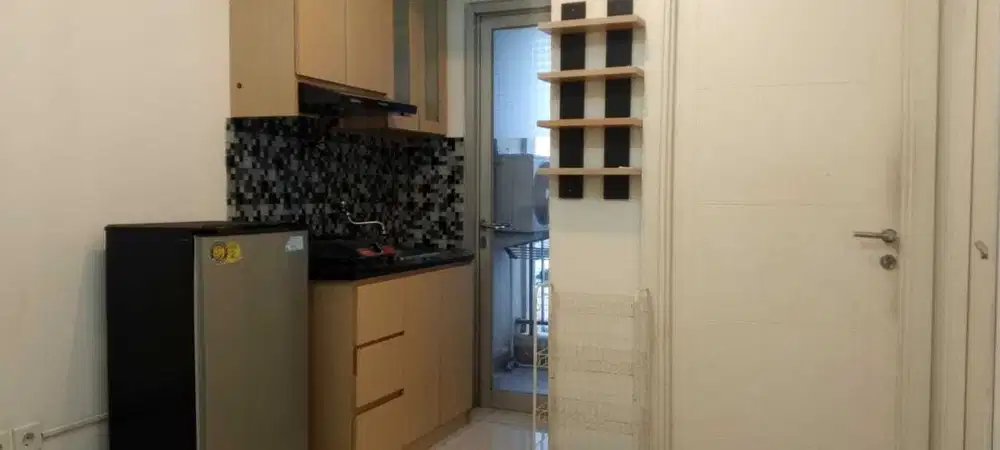 Di sewakan apartemen green lake Sunter 2 bedroom furnish