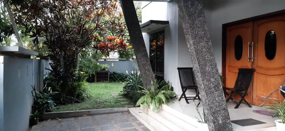 Rumah Luas Hook Strategis Arcamanik Endah Bandung