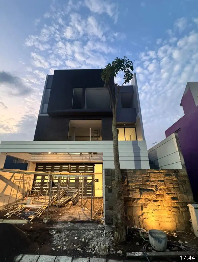 DIJUAL  RUMAH  CITRALAND BARU GRESS, MODERN MINIMALIST (Dengan kualita