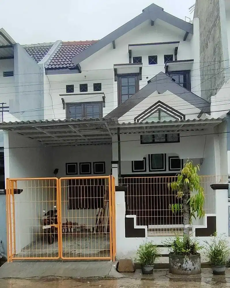 RUMAH TERAWAT BABATAN PANTAI - MERR GALAXI MALL SUTOREJO PAKUWON CITY