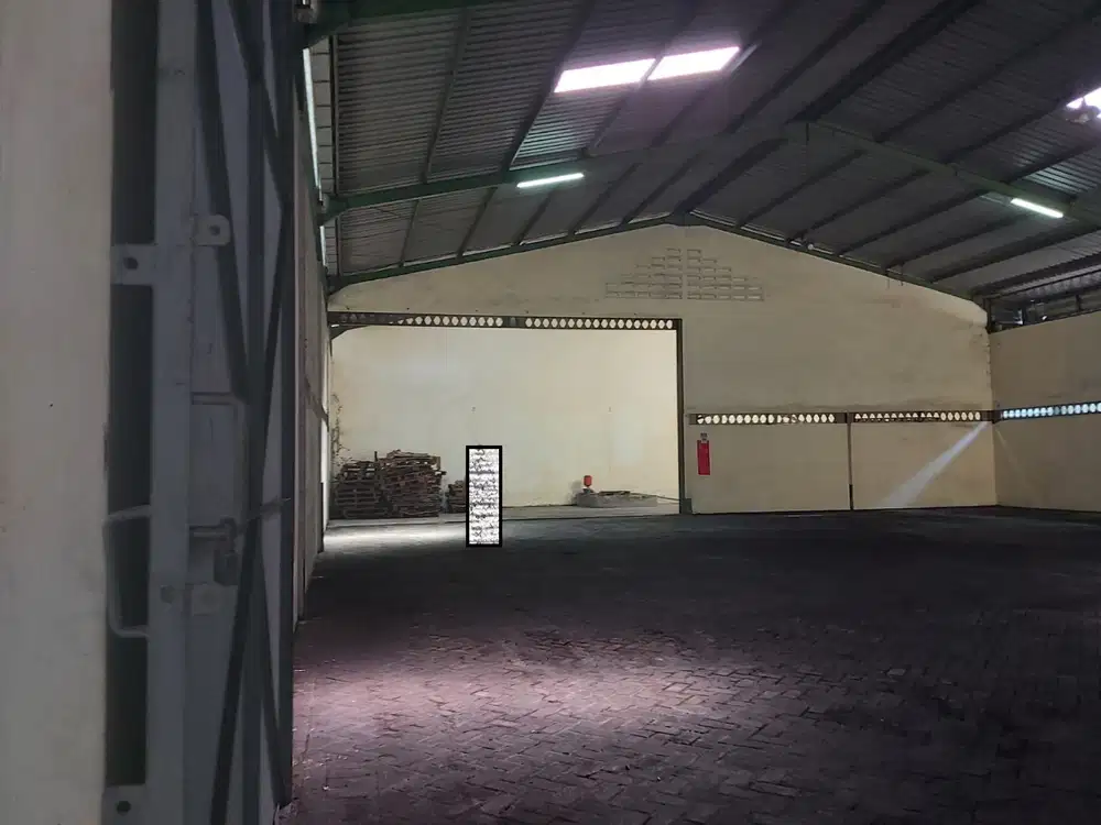 DIJUAL DISEWAKAN GUDANG MARGOMULYO PERMAI, HALAMAN LUAS, BAGUS