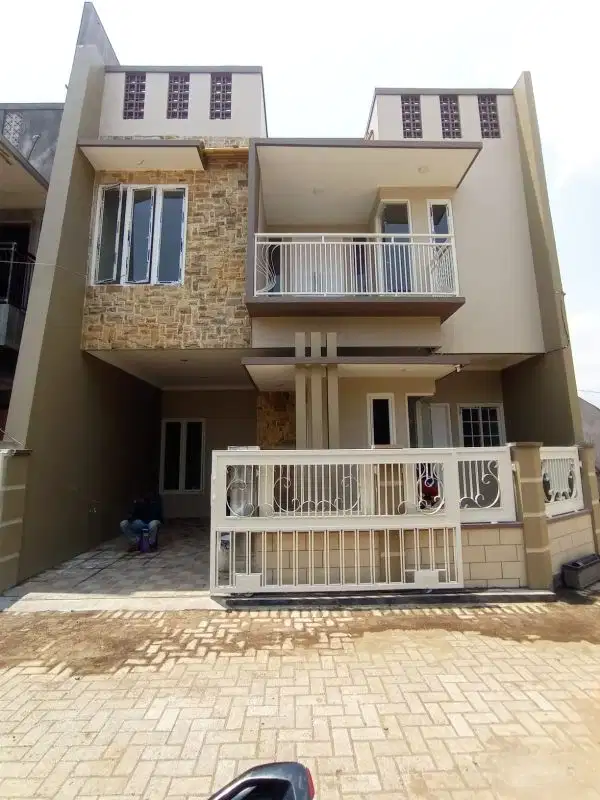 Rumah di Borobudur Suhat 200m ke Patung Pesawat Suhat Kampus UB