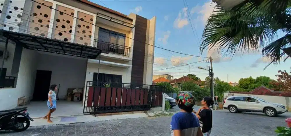 Jual/disewakan/kontak Rumah kebo iwa utara,padang sambian, gatsu barat