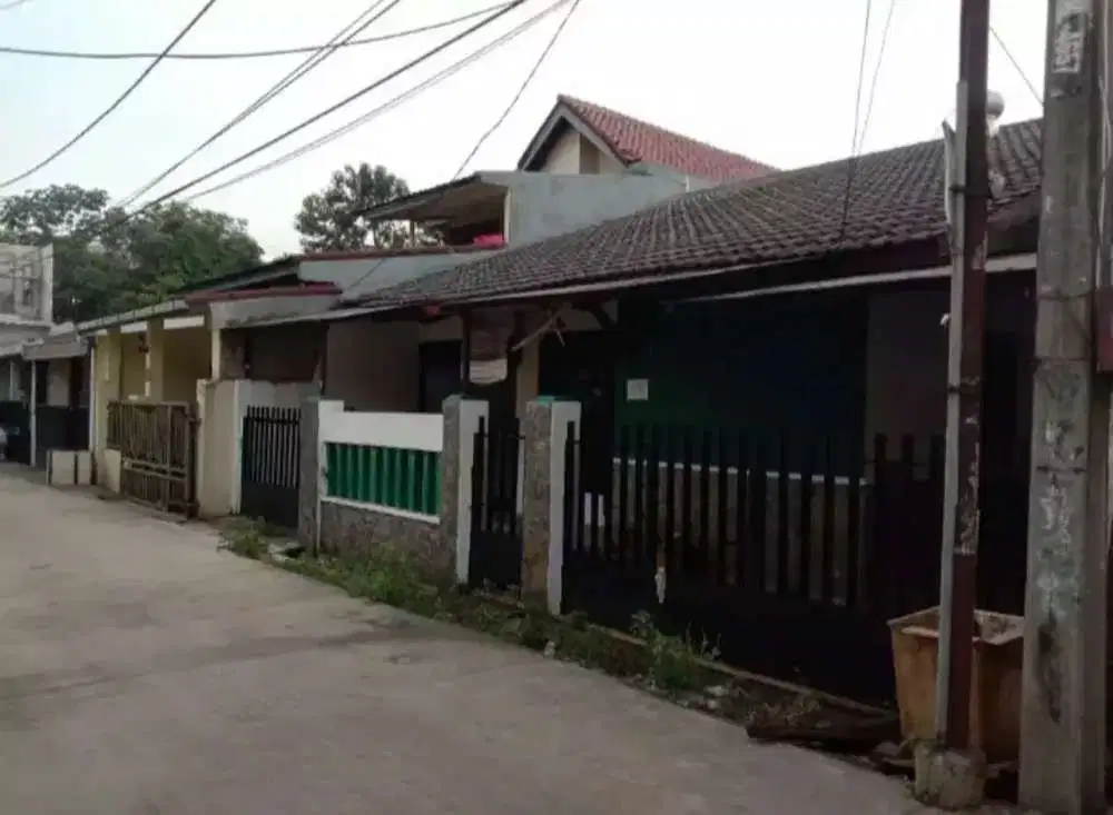 Dijual rumah murah komplek serua permai dekat tol bsd