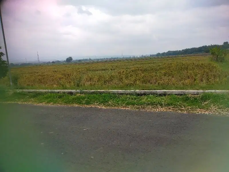 jual murah tanah d  bareng   . rumah hunian .bengkel  gudang