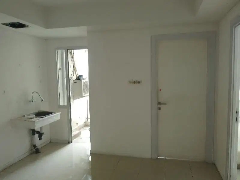 di sewakan apartemen green lake Sunter tipe 2 bedroom unfurnish
